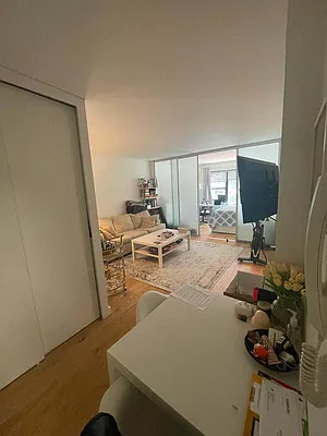 Rented by Olympia House Delaware LP | media 14