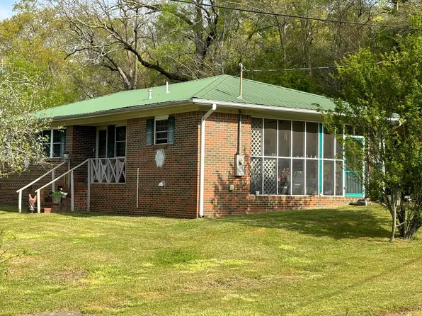 566 Cobb St, Oakman, AL 35579