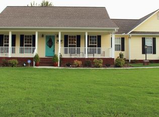 404 Golfview Dr NE, Arab, AL 35016