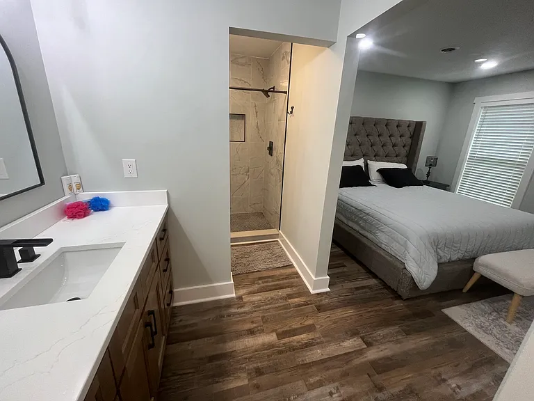 541 S Shore Dr — Photo 8