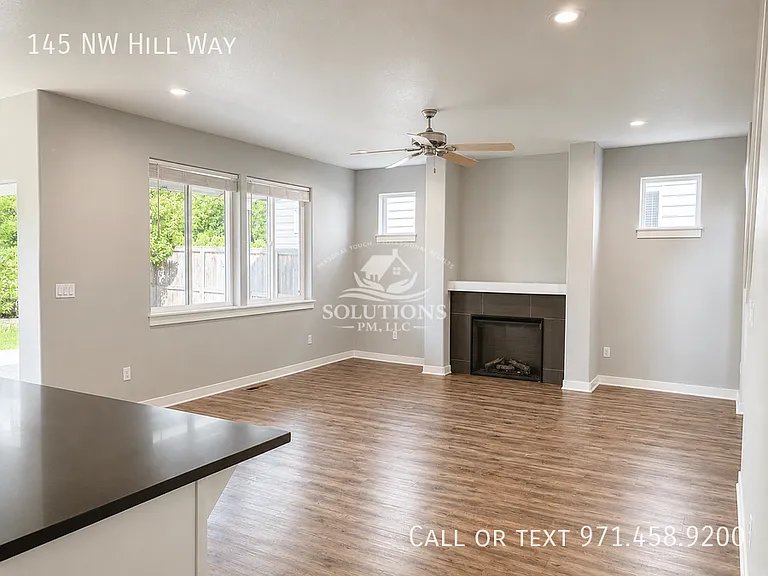 145 NW Hill Way — Photo 5