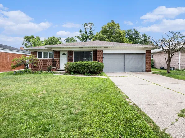 27528 El Capitan Dr, Warren, MI 48092