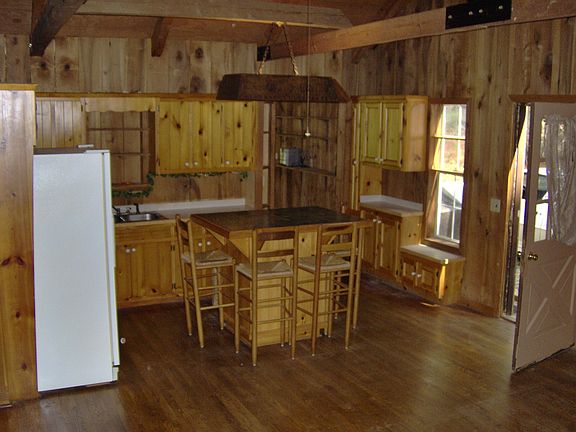 "Country Kitchen"