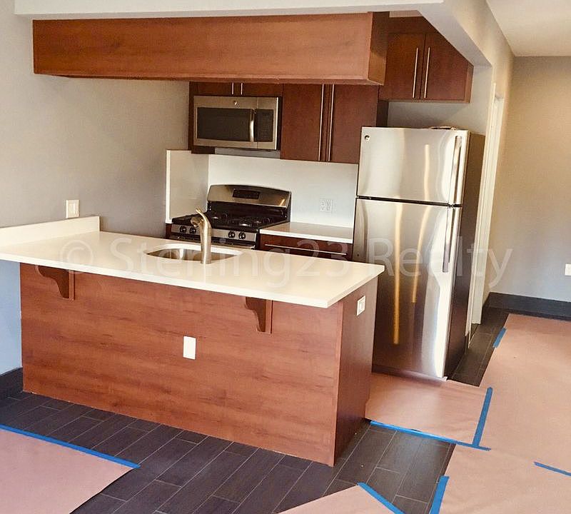 1st image of 3181 37th St APT 2A