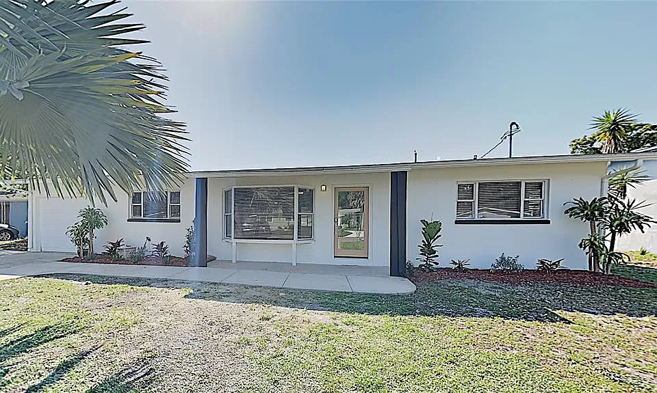 4511 S Gaines Rd