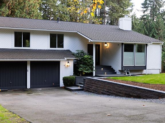 Brand new painted exterior and new porch