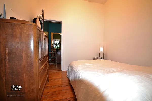 Rented by Bold New York | media 12