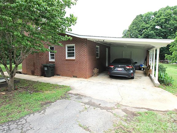 4th image of 203 Ratchford Farm Rd