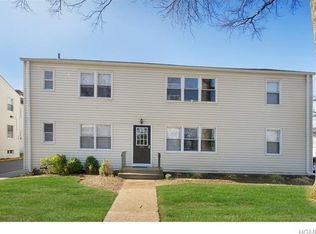 26 Tappan Landing Rd APT 12B, Tarrytown, NY 10591