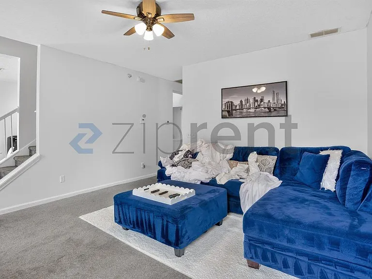 2354 Charleston Pointe SE — Photo 12
