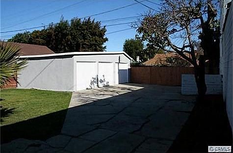 4th image of 5752 Chesley Ave