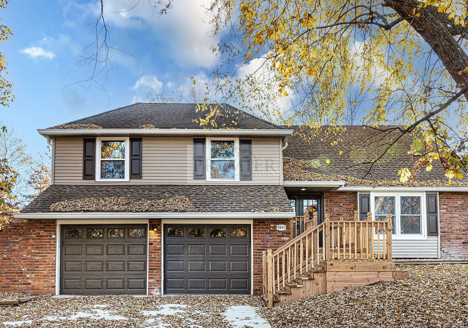 Beautiful Rehabbed home - 4 bed / 2 bath -9841 Melrose Drive Overland Park KS 66214 - Rent $3400 — Photo 1