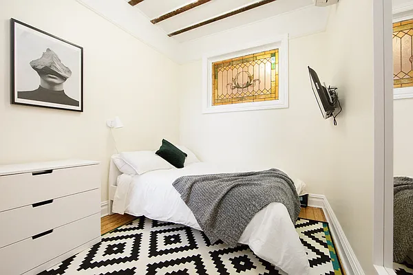 Rented by Triplemint | media 29