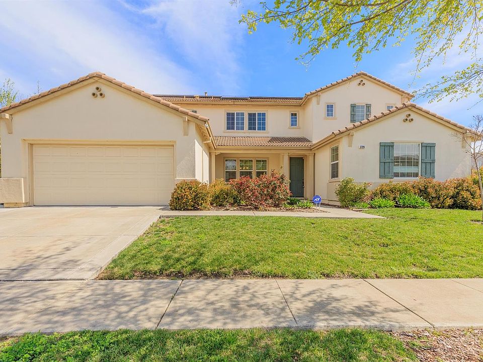 2nd image of 3729 Bridgeway Lakes Dr
