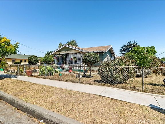 3rd image of 3803 W 107th St