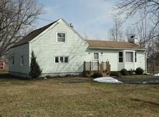 6805 Townline Rd, North Tonawanda, NY 14120