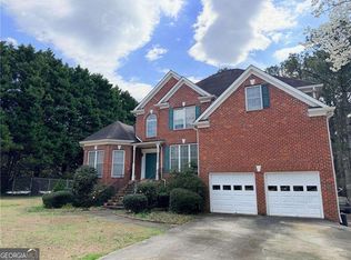 2100 Skyland Cove Ln, Snellville, GA
