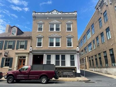 26 N 4th St APT 2, Easton, PA, 18042