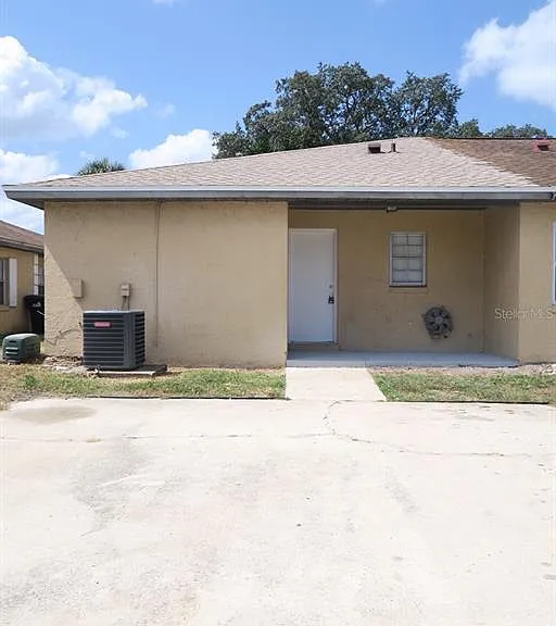 1513 Sophie Blvd — Photo 2