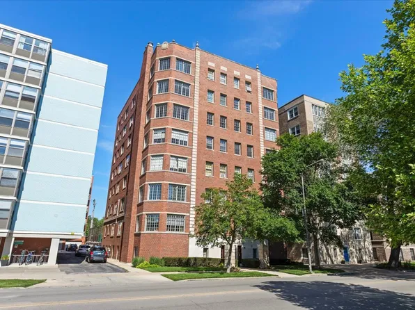1426 Chicago Ave APT 5S, Evanston, IL 60201
