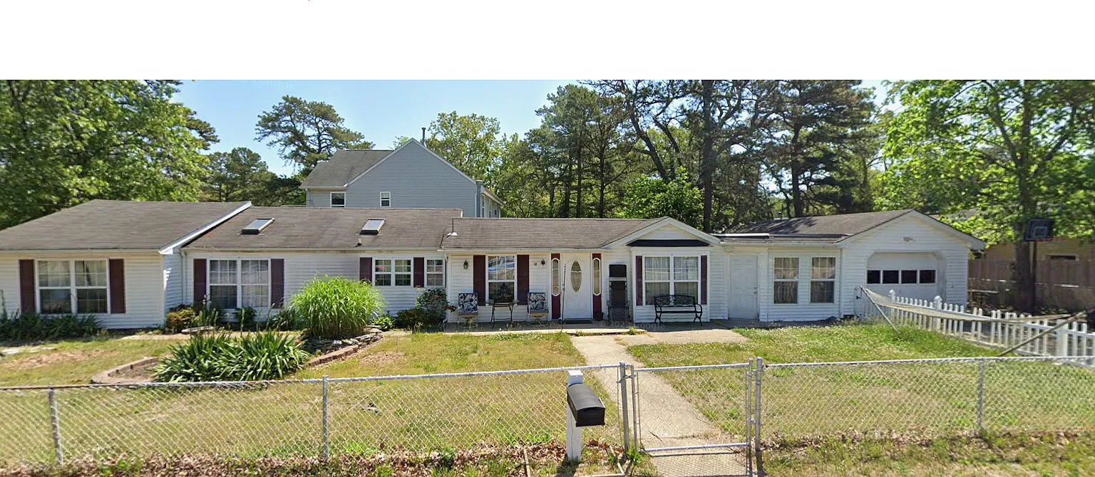 15 Walnut St — Photo 1