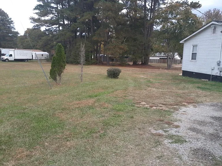 2705 Rockwood Dr — Photo 20