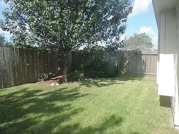 5th image of 1439 Chandler Park Ln