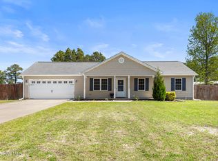 217 Michel Ct, Hubert, NC 28539