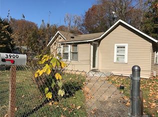 3900 Plainview Rd, Charlotte, NC 28208