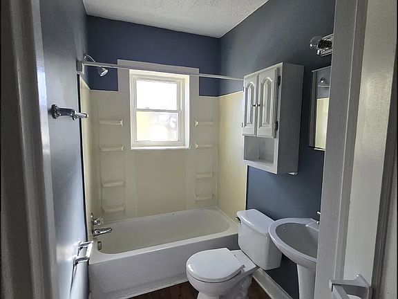 4th image of 400 Chamberlain St APT B