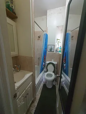 Rented by R New York | media 12