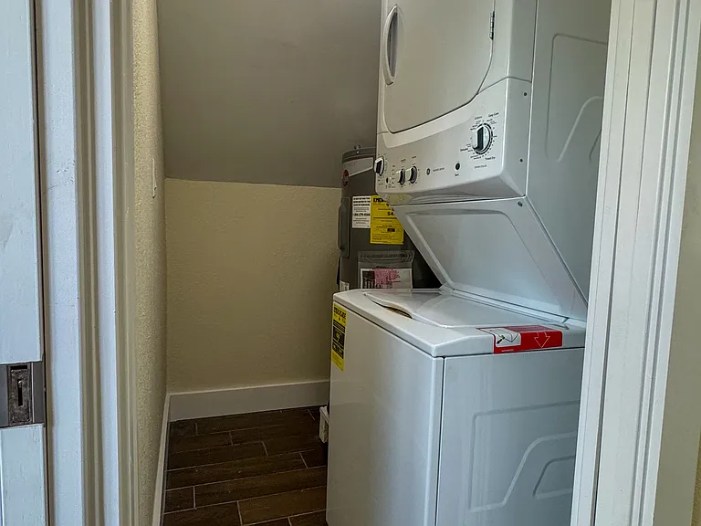 1228 Kennie Dr — Photo 7