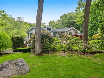50 Parish Road North, New Canaan, CT, 06840