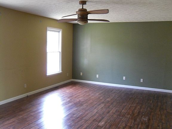 5th image of 165 New Paradise Ln