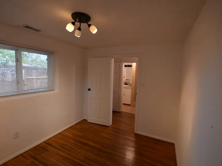 303 Villeros St — Photo 42