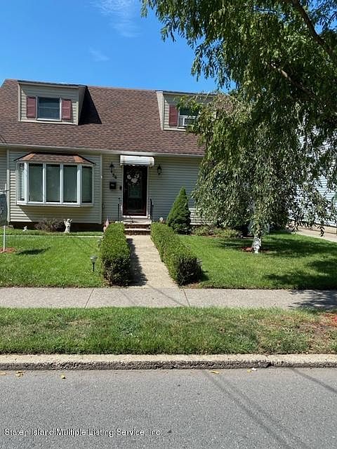 1st image of 36 Greaves Ave