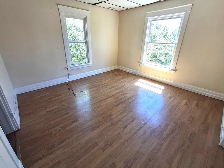 1709 Walnut St #6 — Photo 5