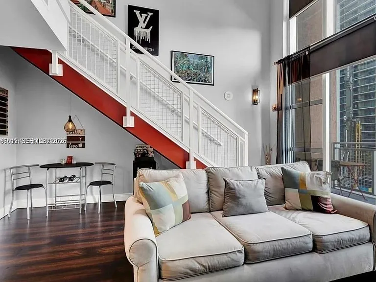 244 NE Biscayne Blvd #440 — Photo 38