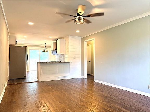 4th image of 4711 N Kansas Ave