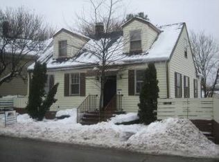 1706 Chalkstone Ave, Providence, RI 02909