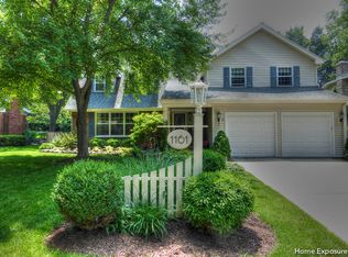 1161 Black Oak Dr, Downers Grove, IL