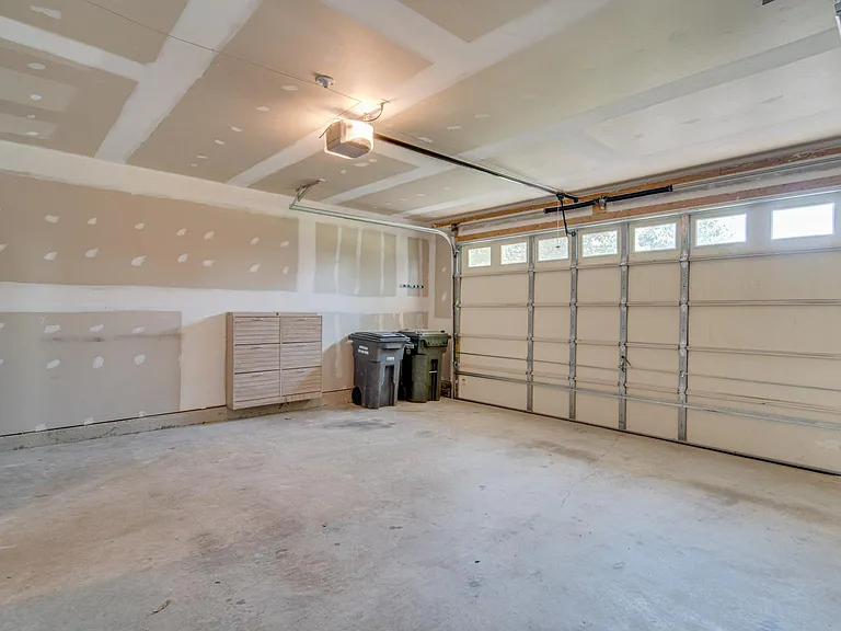74 Pike Pl — Photo 39