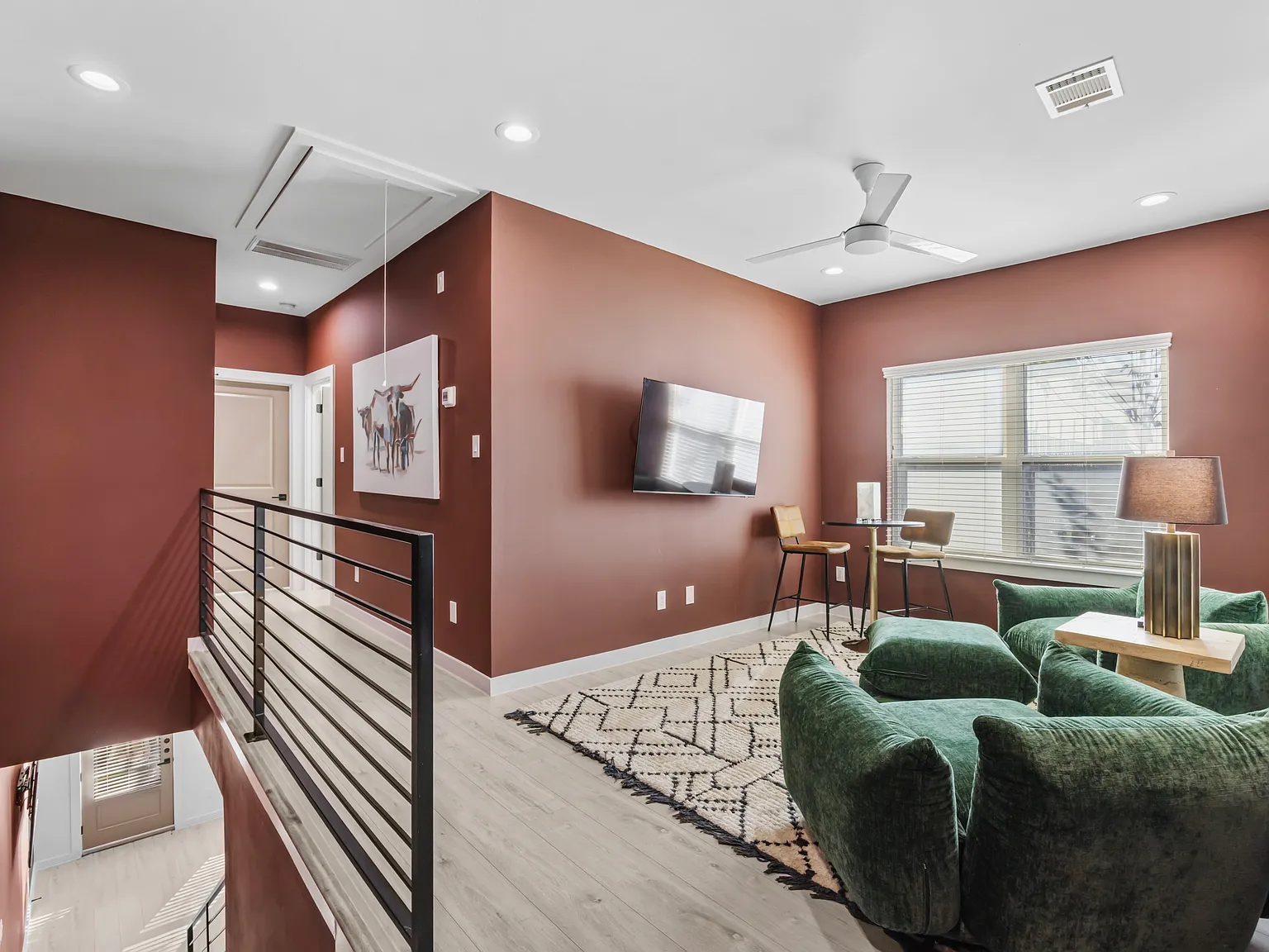 3 bed, 1786 sqft, $5,700 — Photo 4
