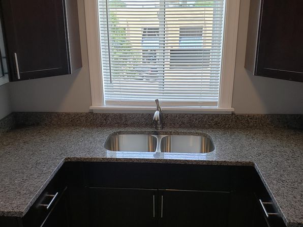 2200 Scoville Ave UNIT 302
