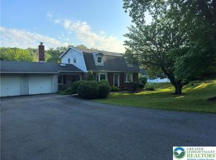 5271 Hillside Rd, Northampton, PA 18067