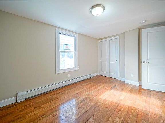 5th image of 134 Depew Ave #A