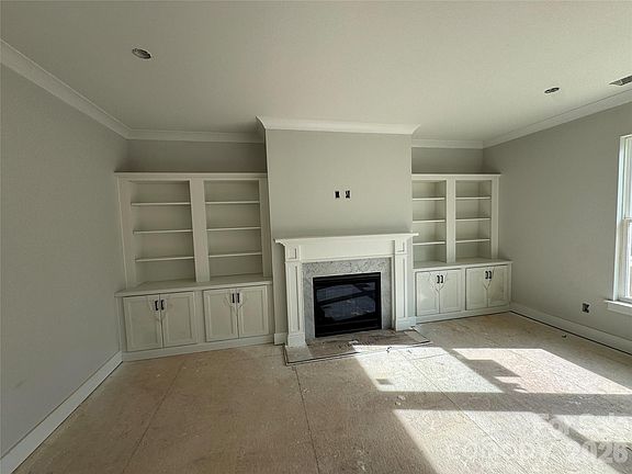 5th image of 1353 Knob Creek Dr