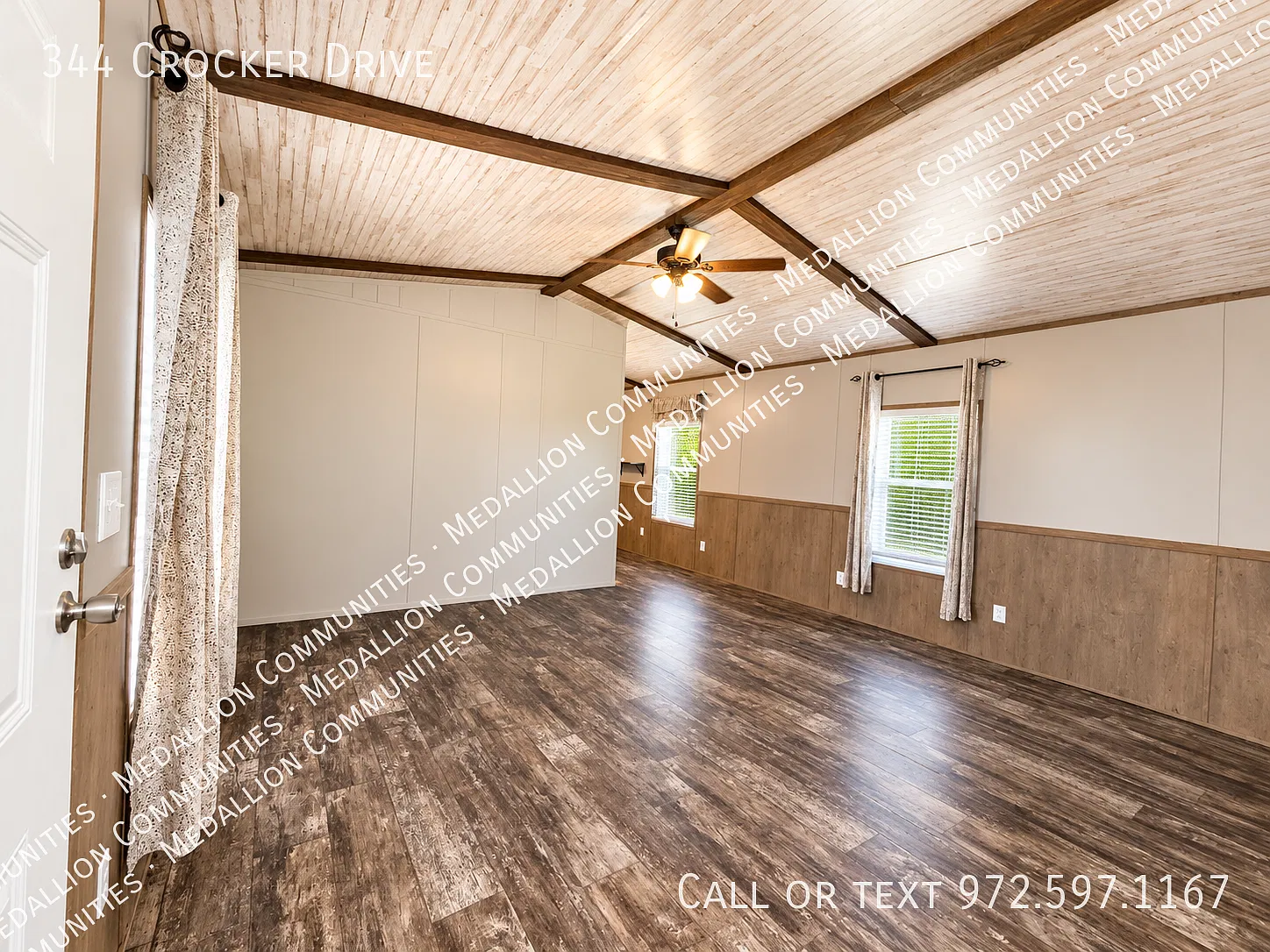 3 bed, 980 sqft, $1,349 — Photo 1