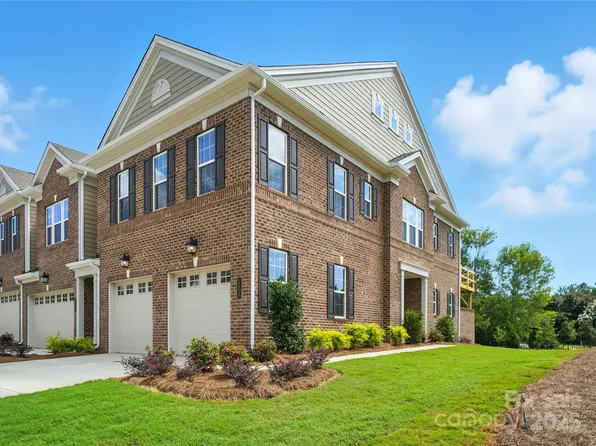 12123 Lavinia Ln, Charlotte, NC 28277