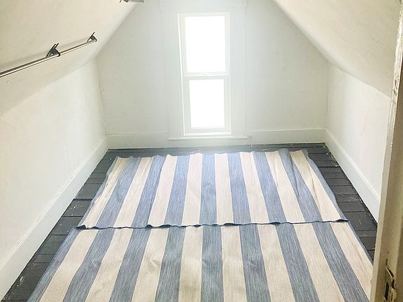 Medium room 2. Can be fully furnished with twin bed, desk, chair